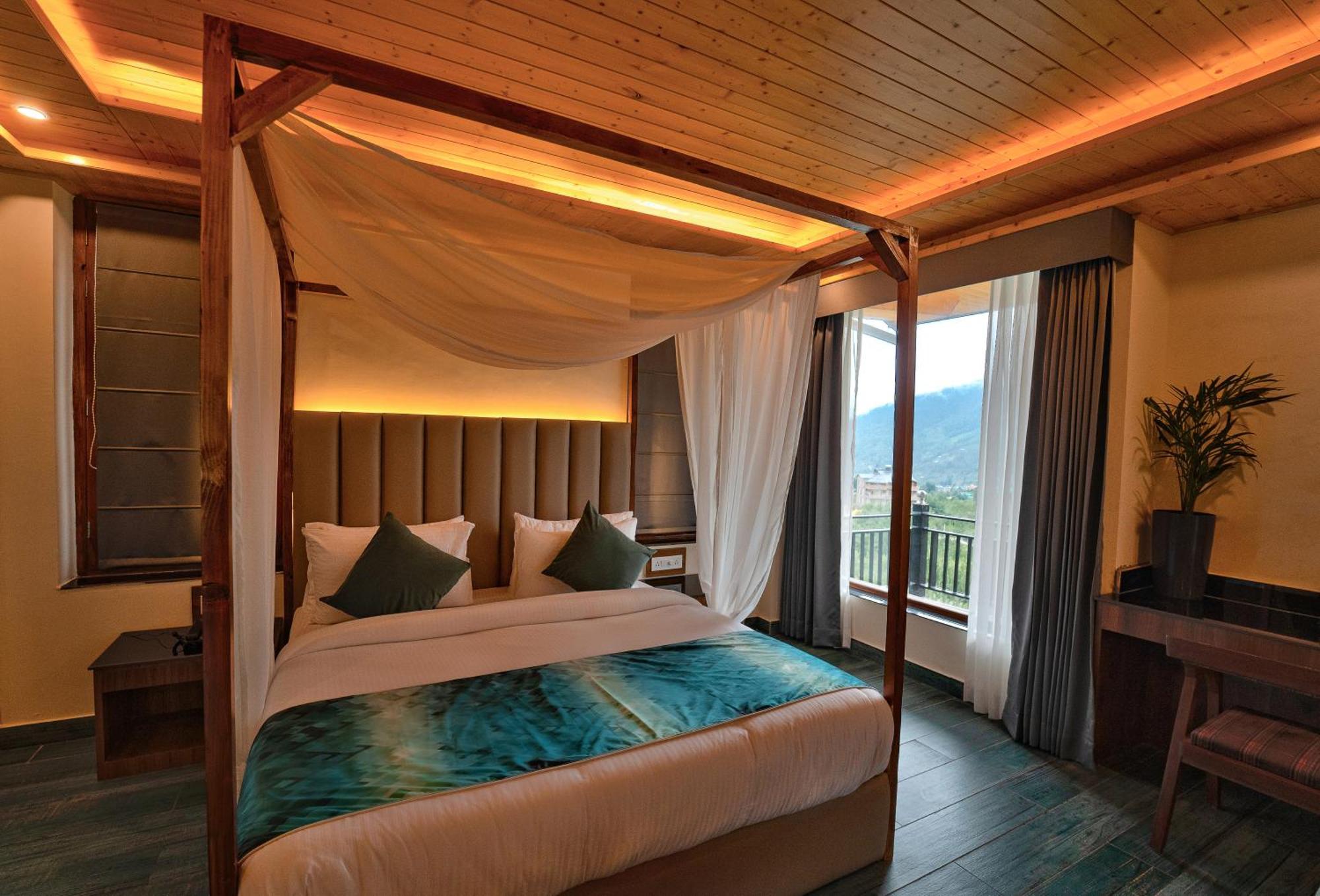 Nazaara - A Luxe Retreat Hotel Manāli Buitenkant foto